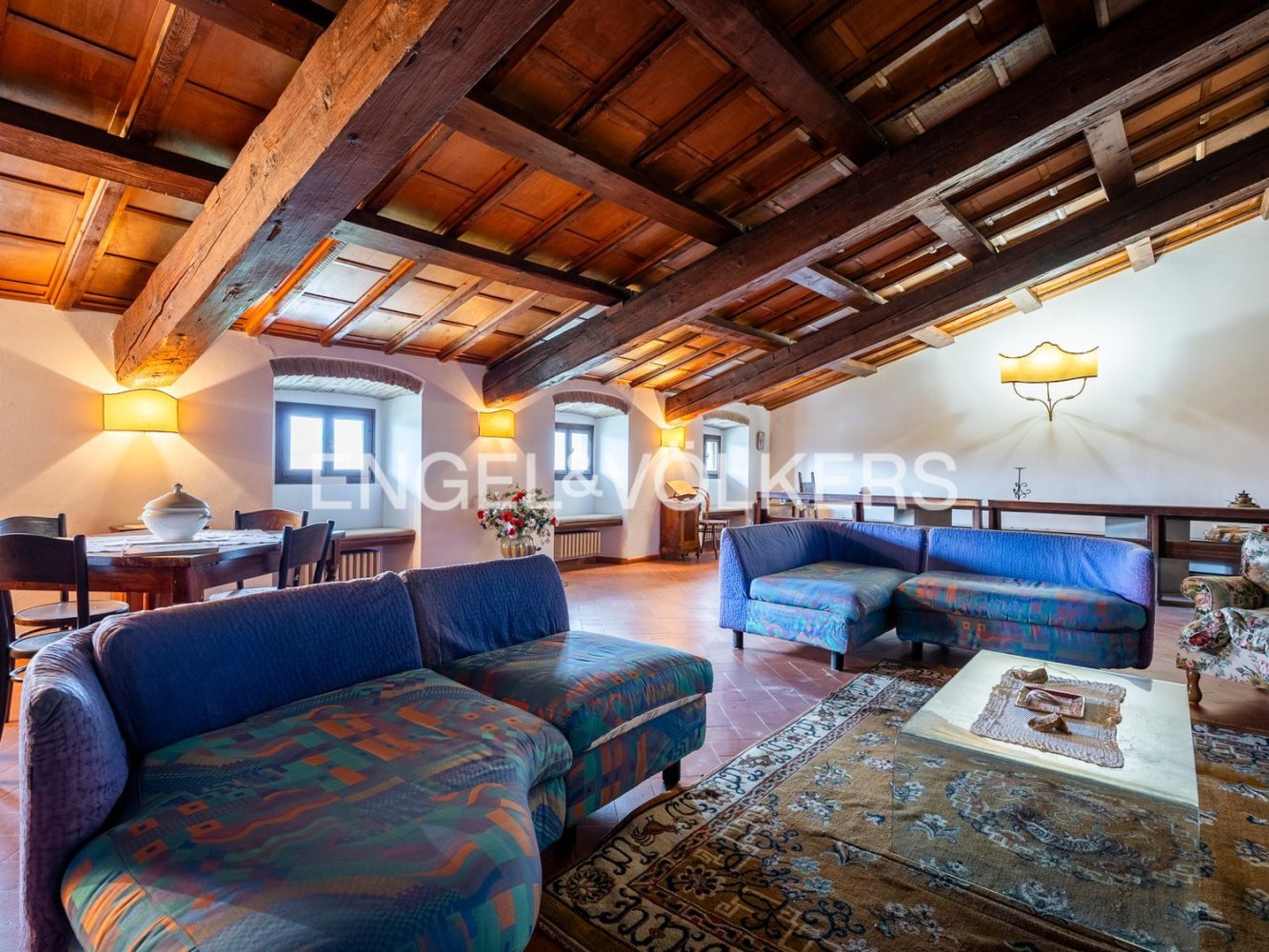 Dúplex de 8 dormitorios en Barberino di Mugello, Italy No. 390721