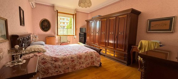 4 غرف نوم شقة في Rome, Italy رقم 360070 19