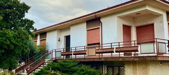 Вилла с 12 комнатами в Монтеккья ди Крозара, Италия № 216651 2