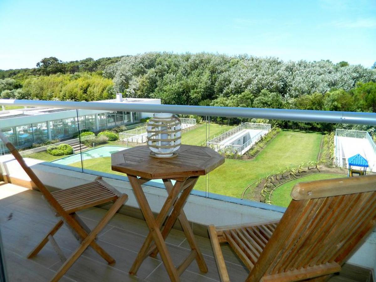 Квартира с 2 спальнями в Мальдонадо, Уругвай № 7268