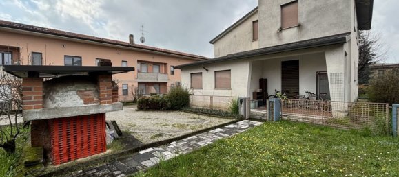 5 rooms Villa in Gessate, Italy No. 4641 3
