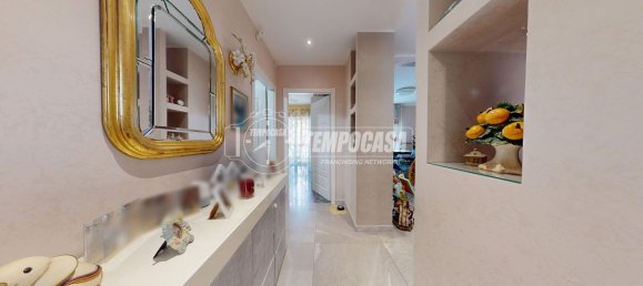 3 rooms Apartment in Bari, Italy No. 279585 16