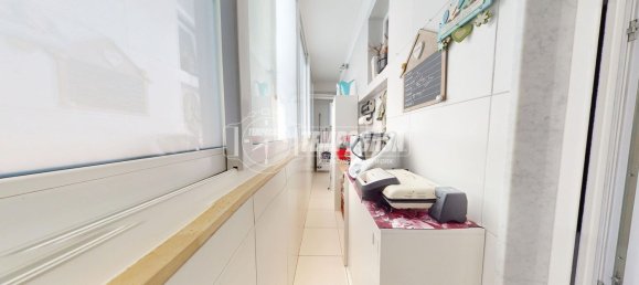 3 rooms Apartment in Bari, Italy No. 279585 7