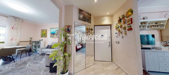 3 rooms Apartment in Bari, Italy No. 279585 18