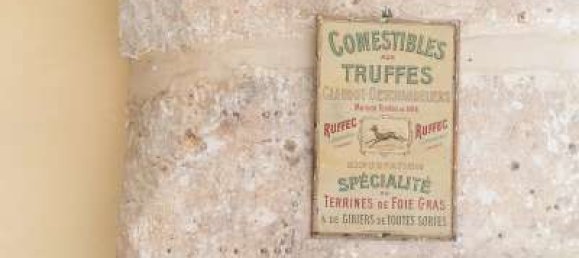 Studio in Paris, France No. 169483 7