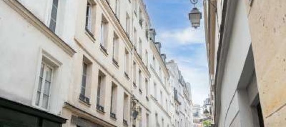 Studio in Paris, France No. 169483 2