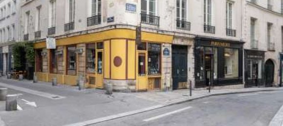 Studio in Paris, France No. 169483 14