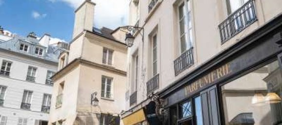 Studio in Paris, France No. 169483 13