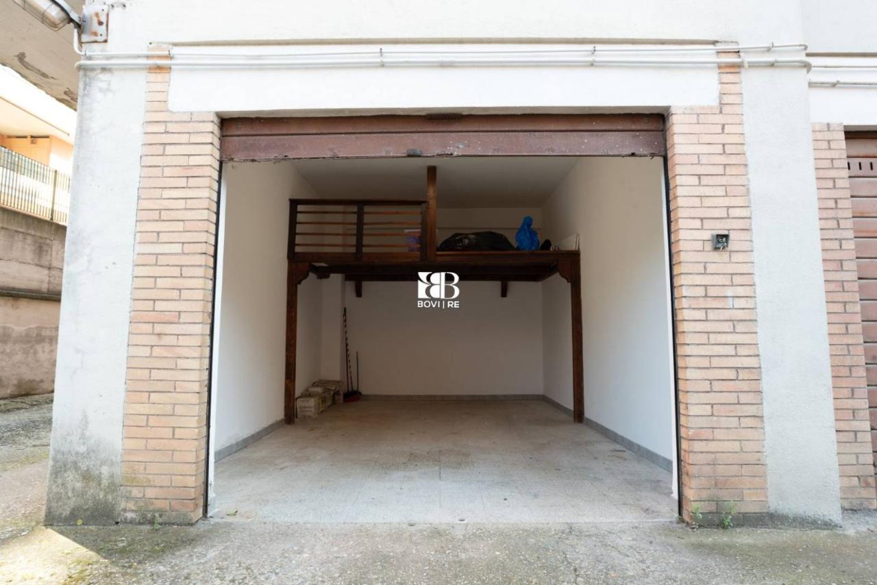 Apartamento de 3 habitaciónes en Ciampino, Italy No. 35909