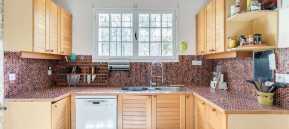 5 bedrooms House in Aubagne, France No. 288826 12