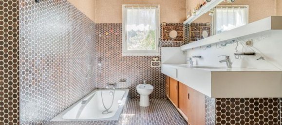 5 bedrooms House in Aubagne, France No. 288826 15