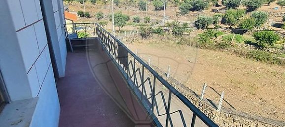 3 bedrooms House in Figueira de Castelo Rodrigo, Portugal No. 18248 11