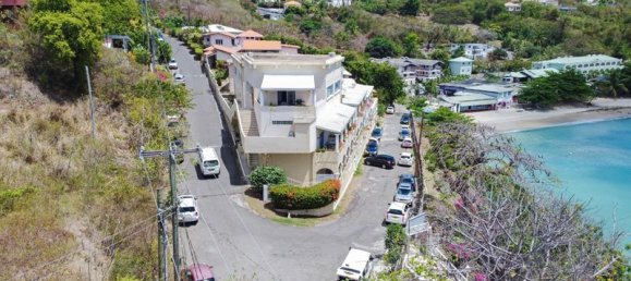 Café/restaurante de 1 dormitorio en Morne Rouge, Grenada No. 13 16