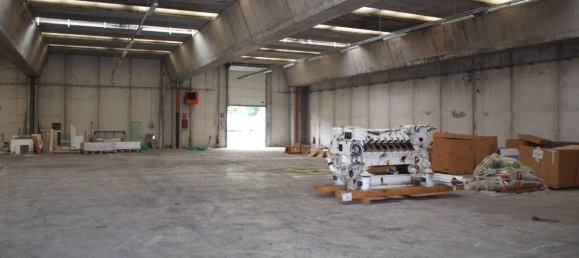 1 room Warehouse in Villafranca in Lunigiana, Italy No. 351265 2