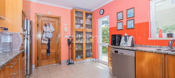 Casa de 6 dormitorios en Almada, Portugal No. 140236 13