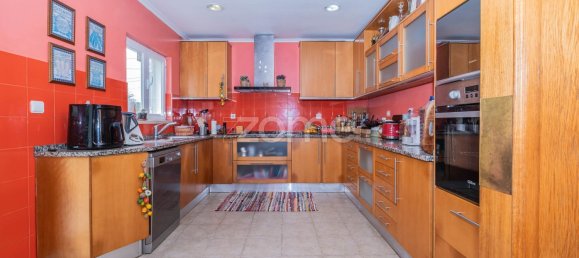 Casa de 6 dormitorios en Almada, Portugal No. 140236 11