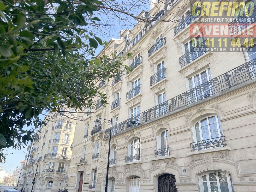 Apartamento T1 em Courbevoie, France N.º 146708