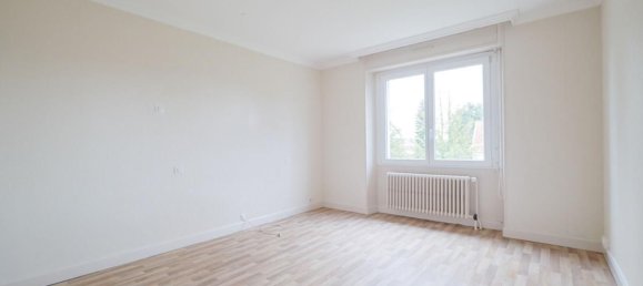 3 bedrooms Apartment in Hericourt, France No. 46849 17