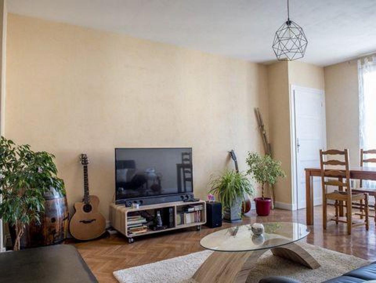 Apartamento com 3 quartos em condomínio em Fontaine, France N.º 24431