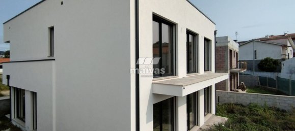 4 bedrooms House in Vila Verde, Portugal No. 80235 4