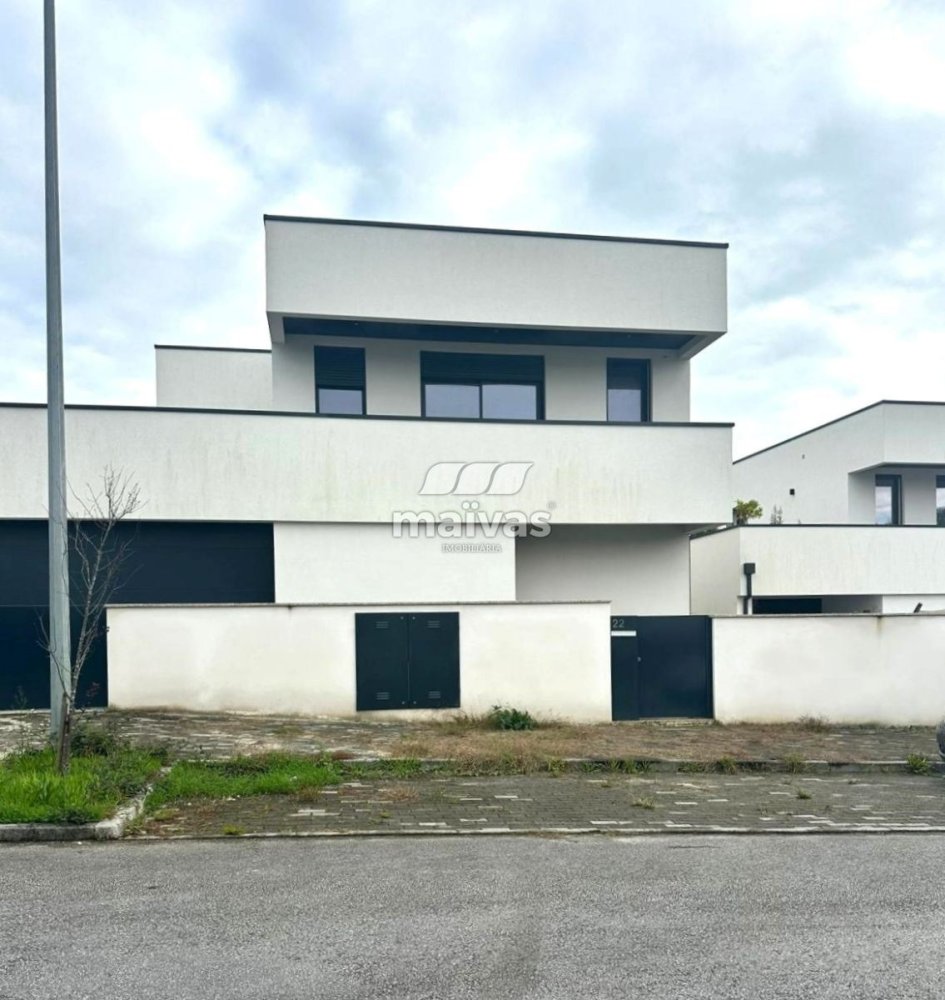 4 bedrooms House in Vila Verde, Portugal No. 80235