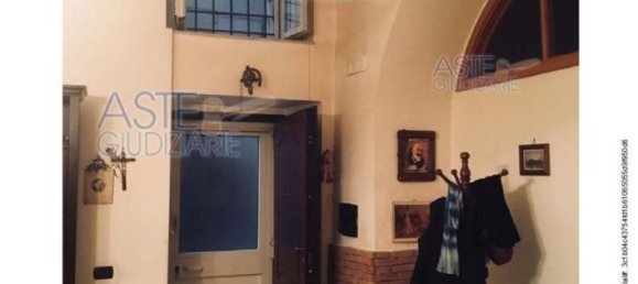 3-salle Appartement à Torre Annunziata, Italy No. 12491 6