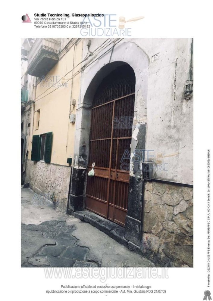 3-salle Appartement à Torre Annunziata, Italy No. 12491