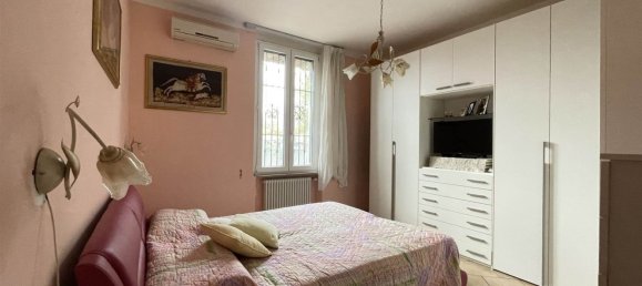 6 rooms House in Sarzana, Italy No. 119417 14