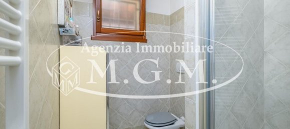 3 rooms Apartment in Calcinaia, Italy No. 49211 19
