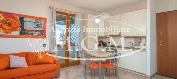 3 rooms Apartment in Calcinaia, Italy No. 49211 7