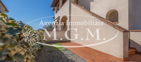 3 rooms Apartment in Calcinaia, Italy No. 49211 24