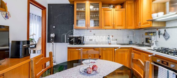 3 bedrooms Apartment in Caronno Pertusella, Italy No. 292427 13