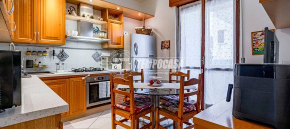 3 bedrooms Apartment in Caronno Pertusella, Italy No. 292427 11