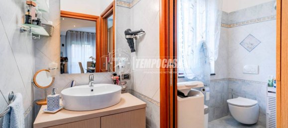 3 bedrooms Apartment in Caronno Pertusella, Italy No. 292427 19