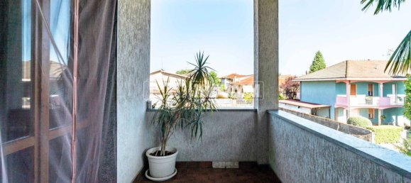 3 bedrooms Apartment in Caronno Pertusella, Italy No. 292427 43