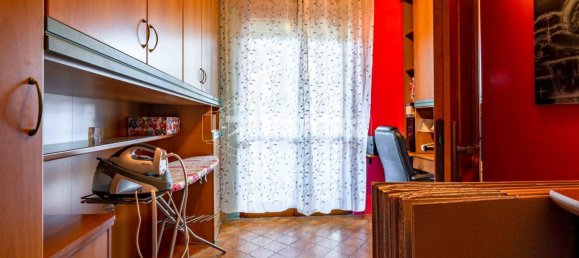 3 bedrooms Apartment in Caronno Pertusella, Italy No. 292427 33