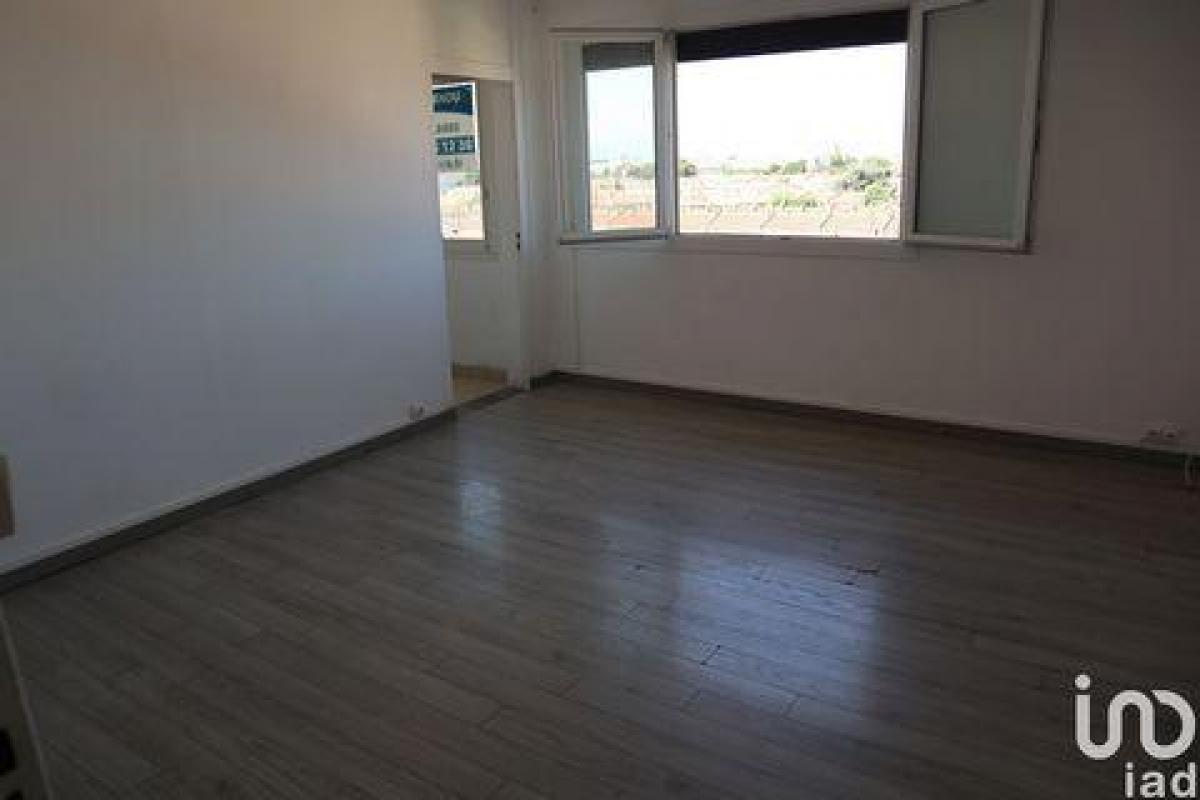 3 bedrooms Condo in Perpignan, France No. 36225