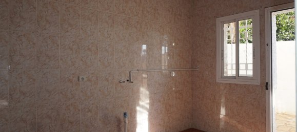 Дом с 10 спальнями в Калета-де-Велес, Испания № 50576 19