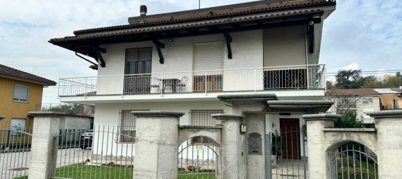 Дом с 9 комнатами в Клавезана, Италия № 91066 17