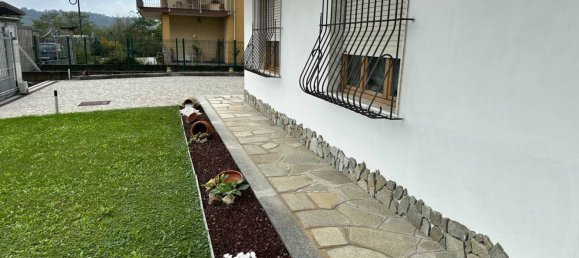 Дом с 9 комнатами в Клавезана, Италия № 91066 9