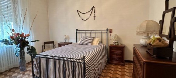 Дом с 9 комнатами в Клавезана, Италия № 91066 6