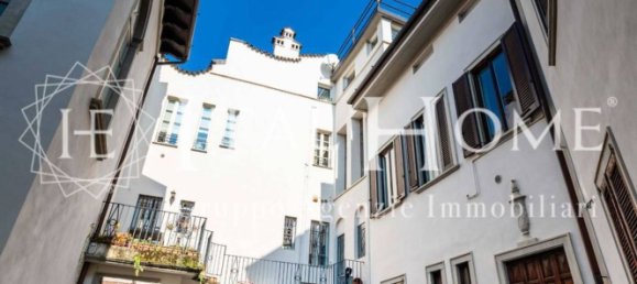 4-salle Appartement à Bergamo, Italy No. 100387 18