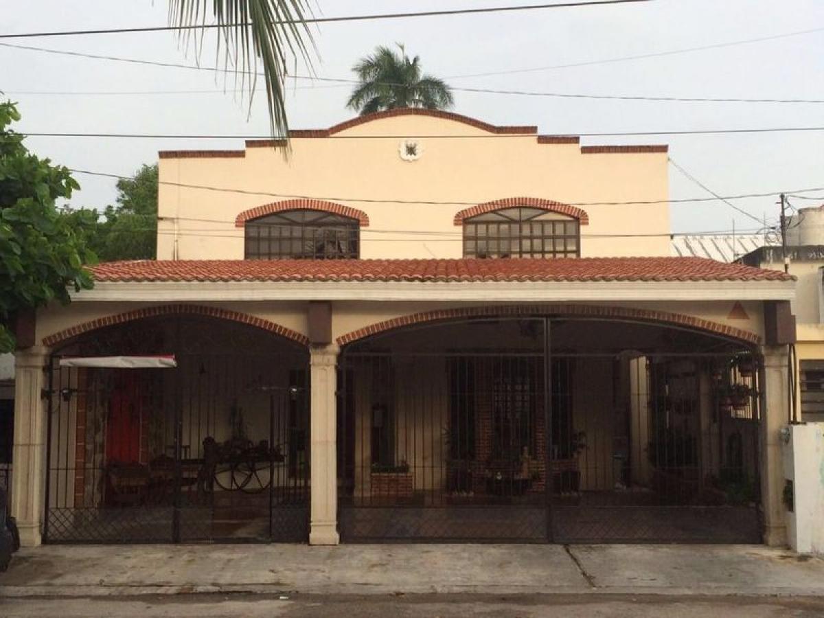 4 bedrooms House in Yucatan, Mexico No. 161771