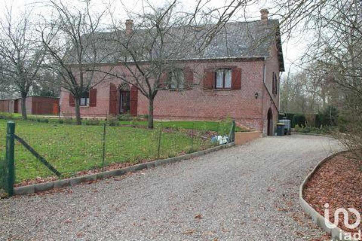 Casa T4 em Yerville, France N.º 6752
