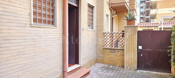 6 rooms Villa in Fiumicino, Italy No. 44915 16