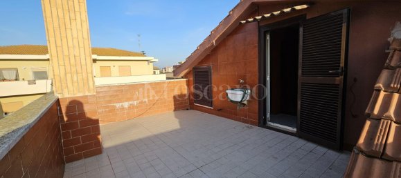 6 rooms Villa in Fiumicino, Italy No. 44915 11