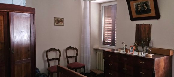 Дом с 5 комнатами в Амблар Дон, Италия № 309380 29