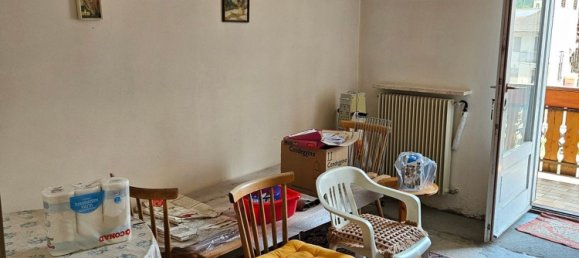 Дом с 5 комнатами в Амблар Дон, Италия № 309380 15