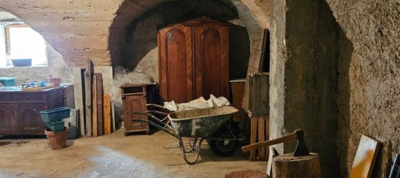 Дом с 5 комнатами в Амблар Дон, Италия № 309380 17