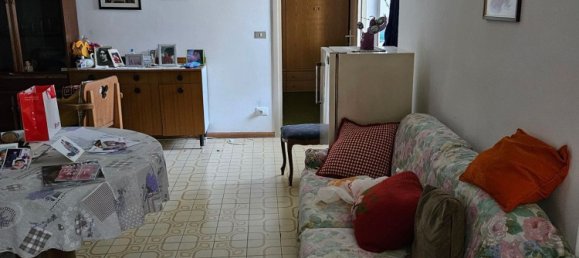 Дом с 5 комнатами в Амблар Дон, Италия № 309380 25